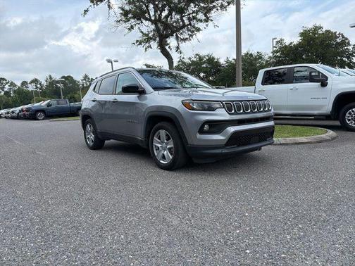 Billet Silver Metallic Clearcoat 2022 Jeep Compass Latitude