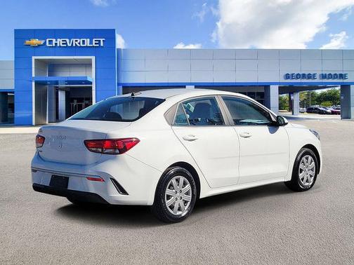 2022 Kia Rio S