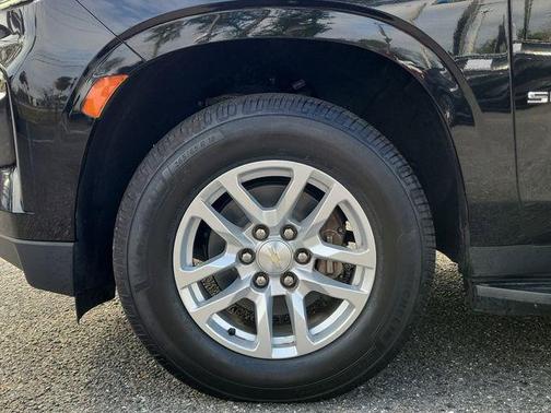 Black 2021 Chevrolet Suburban LT