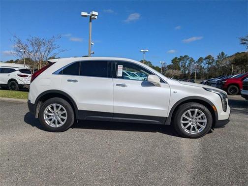 2019 Cadillac XT4 Luxury