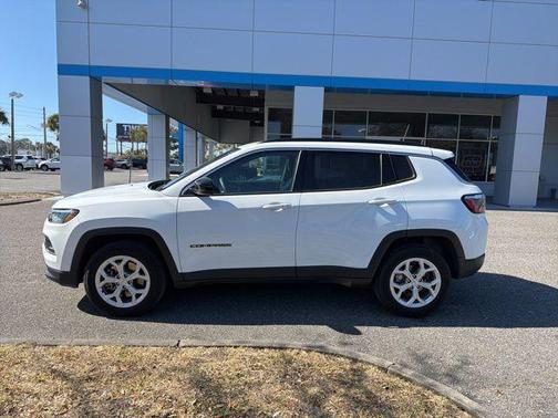 2024 Jeep Compass Latitude