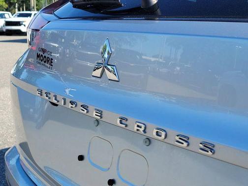 Alloy Silver Metallic 2025 Mitsubishi Eclipse Cross SE