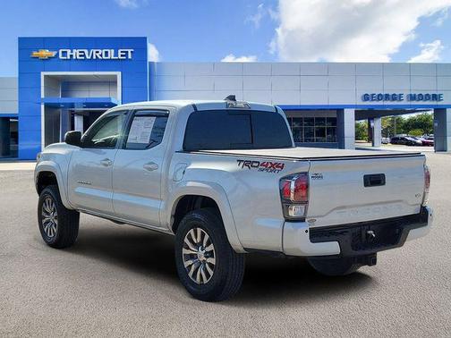 2022 Toyota Tacoma SR