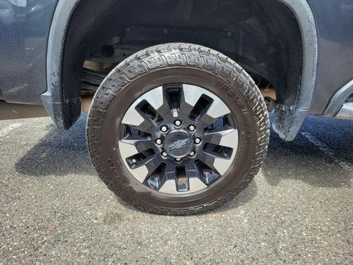 Shadow Gray Metallic 2020 Chevrolet Silverado 2500 LT