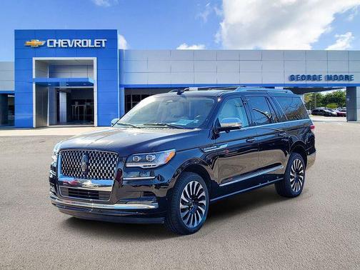 2022 Lincoln Navigator Black Label