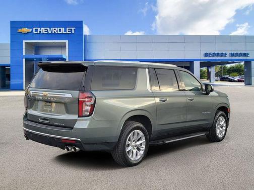 2023 Chevrolet Suburban Premier
