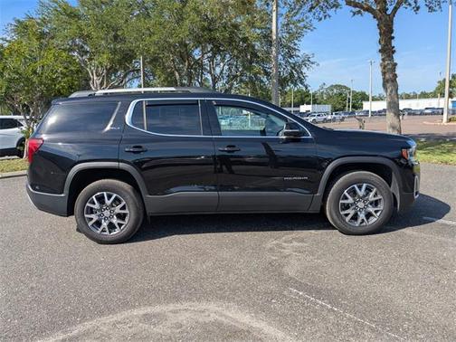 2023 GMC Acadia FWD SLT