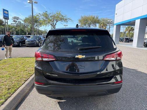 Mosaic Black Metallic 2024 Chevrolet Equinox LS