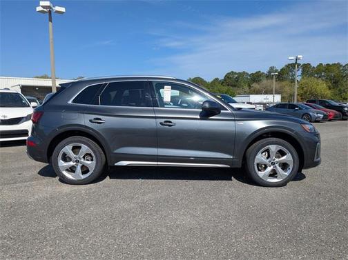 2022 Audi Q5 45 S line Premium Plus