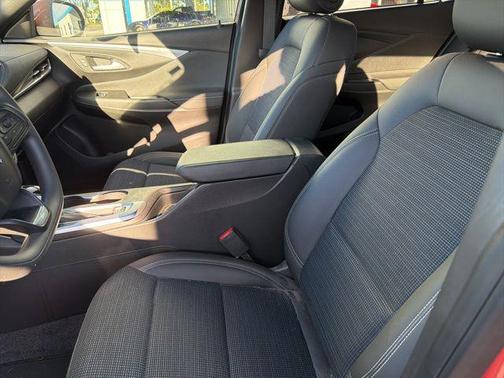 2024 Buick Envista Preferred FWD