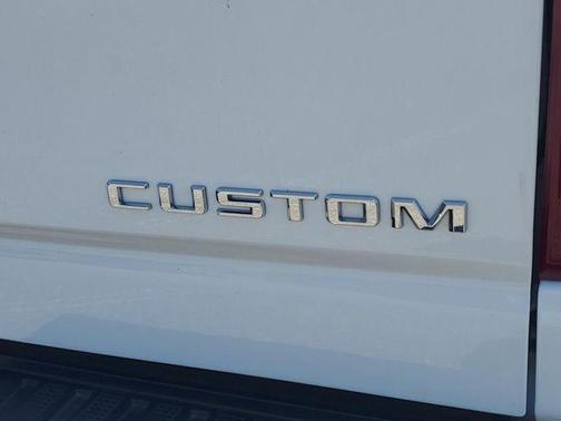 2024 Chevrolet Silverado 2500 Custom