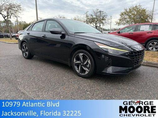 2023 Hyundai ELANTRA SEL