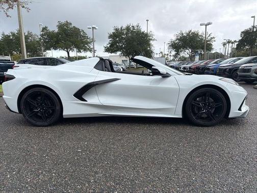 2025 Chevrolet Corvette Stingray w/3LT