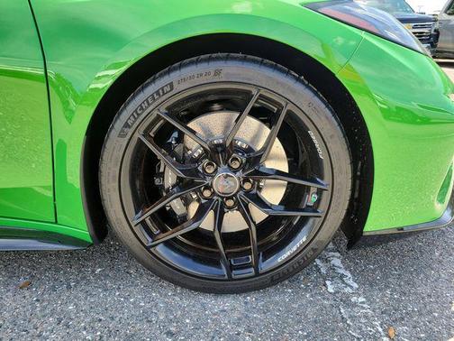 Roswell Green Metallic 2026 Chevrolet Corvette Z06