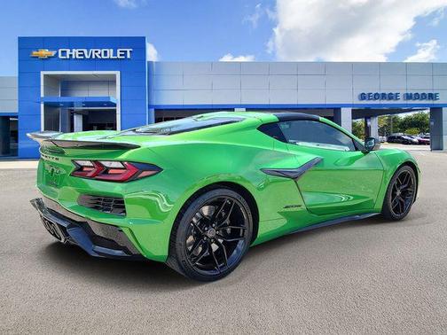 Roswell Green Metallic 2026 Chevrolet Corvette Z06
