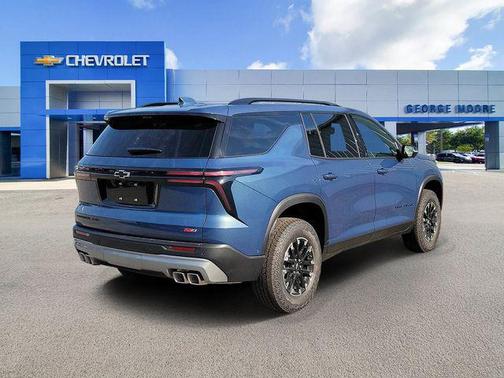Lakeshore Blue Metallic 2026 Chevrolet Traverse AWD Z71