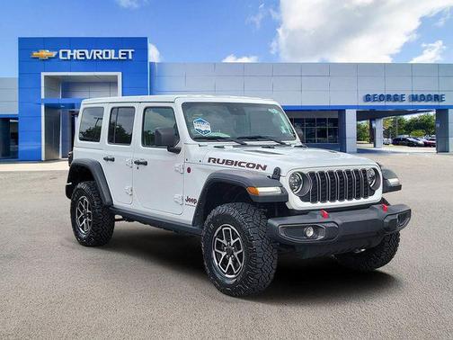 Bright White Clearcoat 2025 Jeep Wrangler Rubicon