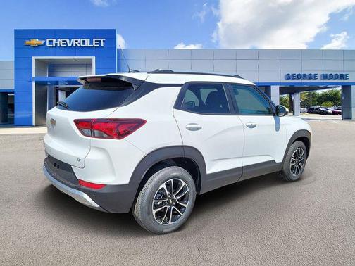 Summit White 2026 Chevrolet Trailblazer LT