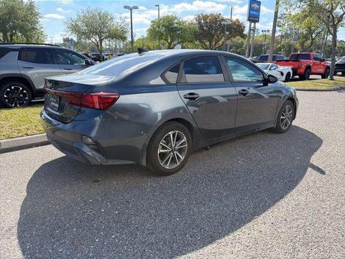 Gravity Gray 2022 Kia Forte LXS