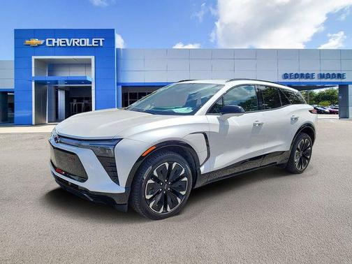 Iridescent Pearl Tricoat 2025 Chevrolet Blazer EV AWD RS