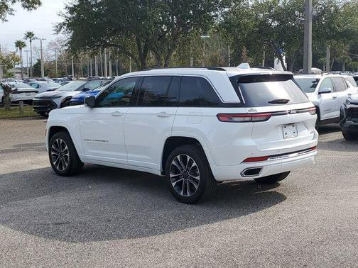 2023 Jeep Grand Cherokee Overland