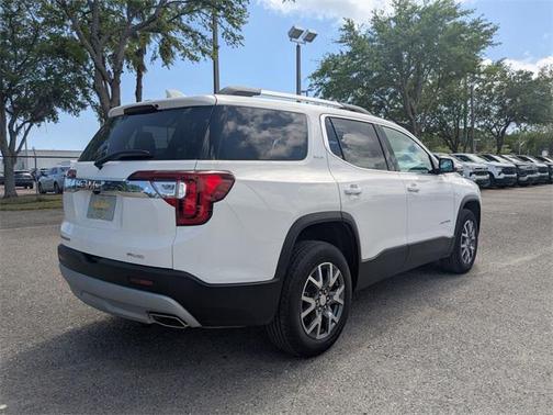 2023 GMC Acadia AWD SLT