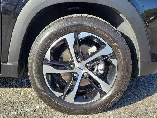 2025 Chevrolet Trax FWD 1RS