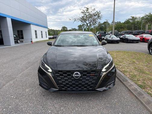 Super Black 2025 Nissan Altima SR AWD