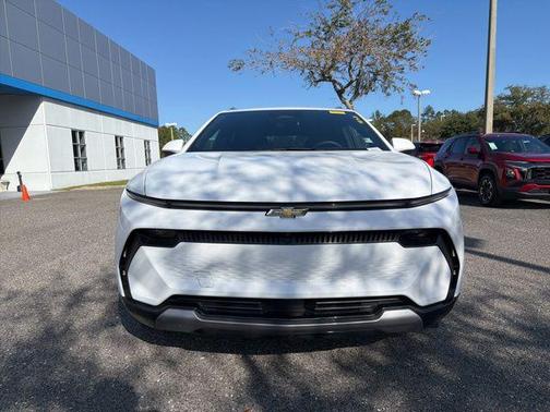 2025 Chevrolet Equinox EV LT