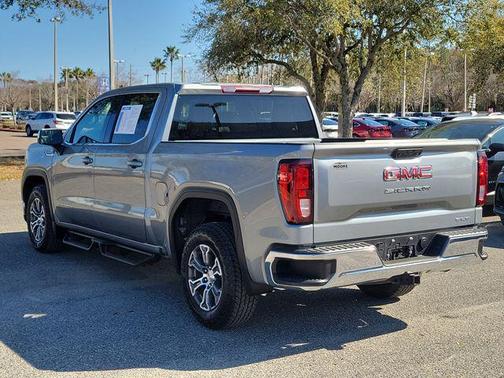 2024 GMC Sierra 1500 SLE