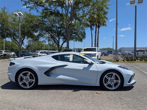 2020 Chevrolet Corvette Stingray w/3LT