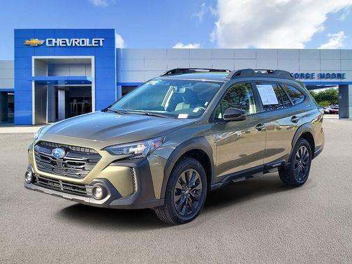 Autumn Green Metallic 2025 Subaru Outback Onyx Edition