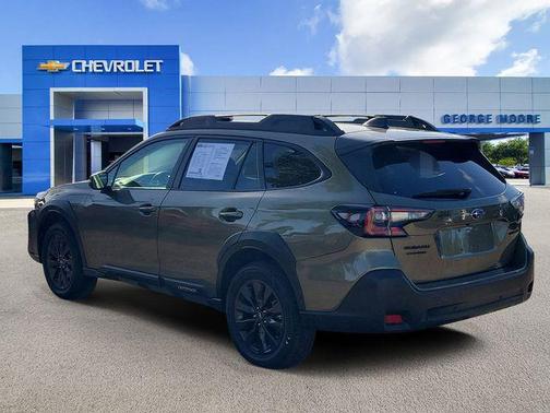 Autumn Green Metallic 2025 Subaru Outback Onyx Edition