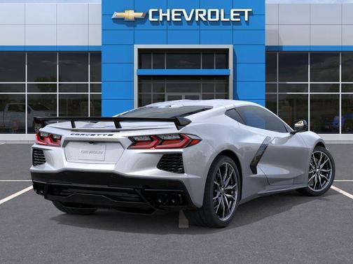Blade Silver Metallic 2026 Chevrolet Corvette Stingray w/2LT