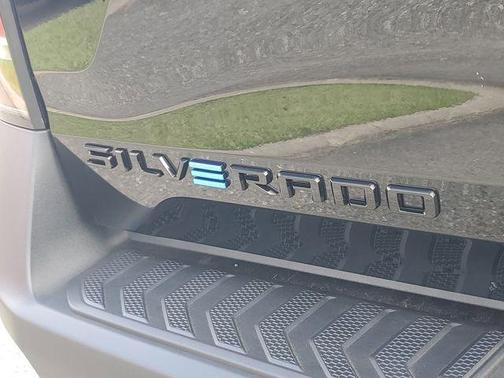 2026 Chevrolet Silverado EV LT