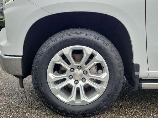 Summit White 2022 Chevrolet Silverado 1500 LTZ