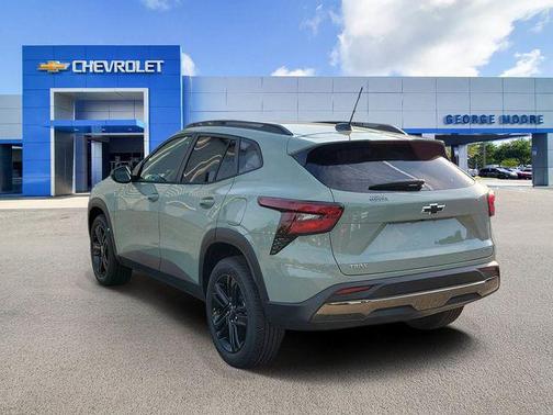Cacti Green 2026 Chevrolet Trax FWD ACTIV