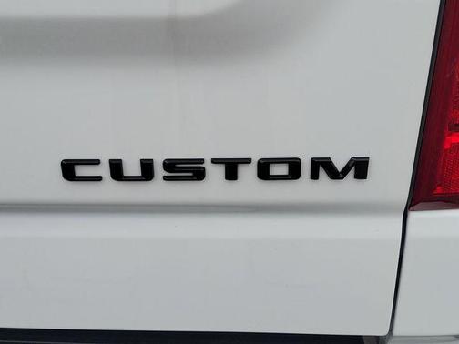 Summit White 2026 Chevrolet Silverado 1500 Custom