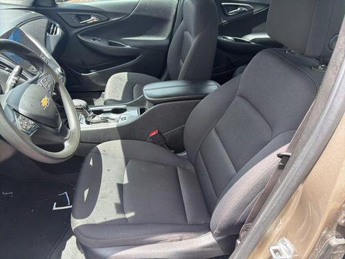 Mineral Gray Metallic 2025 Chevrolet Malibu FWD 1LT