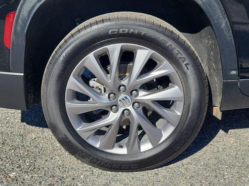 2025 Buick Enclave Preferred FWD