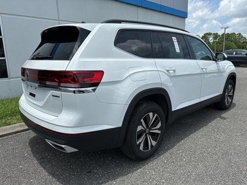 2024 Volkswagen Atlas 2.0T SE