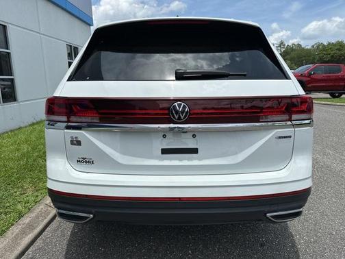 2024 Volkswagen Atlas 2.0T SE
