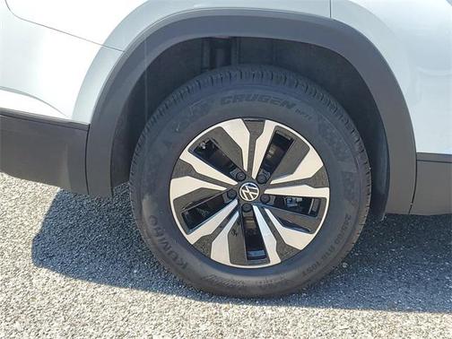 2024 Volkswagen Atlas 2.0T SE
