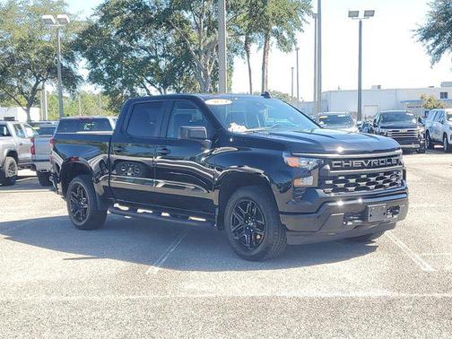 2024 Chevrolet Silverado 1500 Custom
