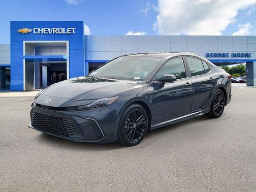 Underground 2025 Toyota Camry SE