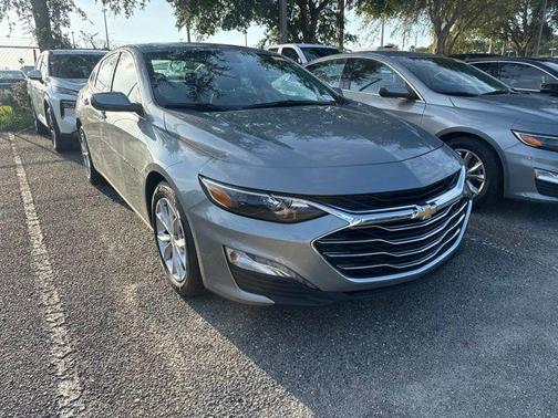 Sterling Gray Metallic 2025 Chevrolet Malibu FWD 1LT