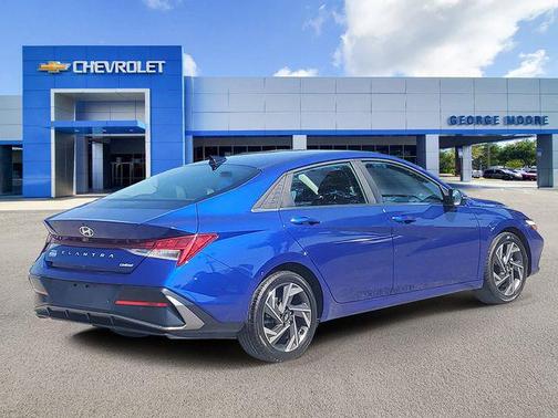 2024 Hyundai ELANTRA Limited