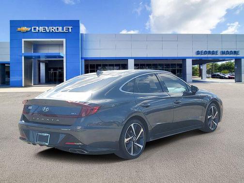 2022 Hyundai SONATA SEL Plus