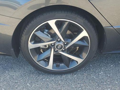 2022 Hyundai SONATA SEL Plus