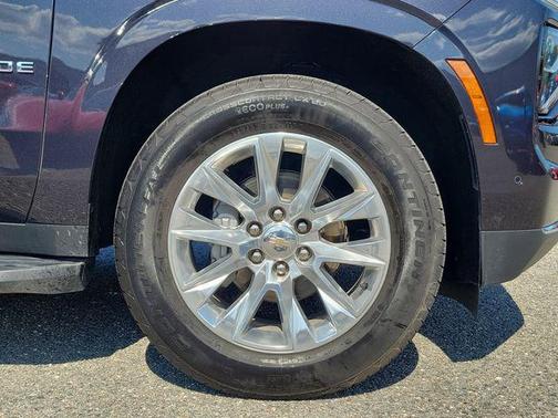 Dark Ash Metallic 2025 Chevrolet Tahoe Premier
